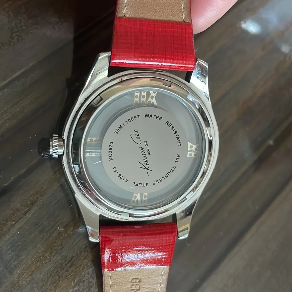 Watch - Picture 5 of 8